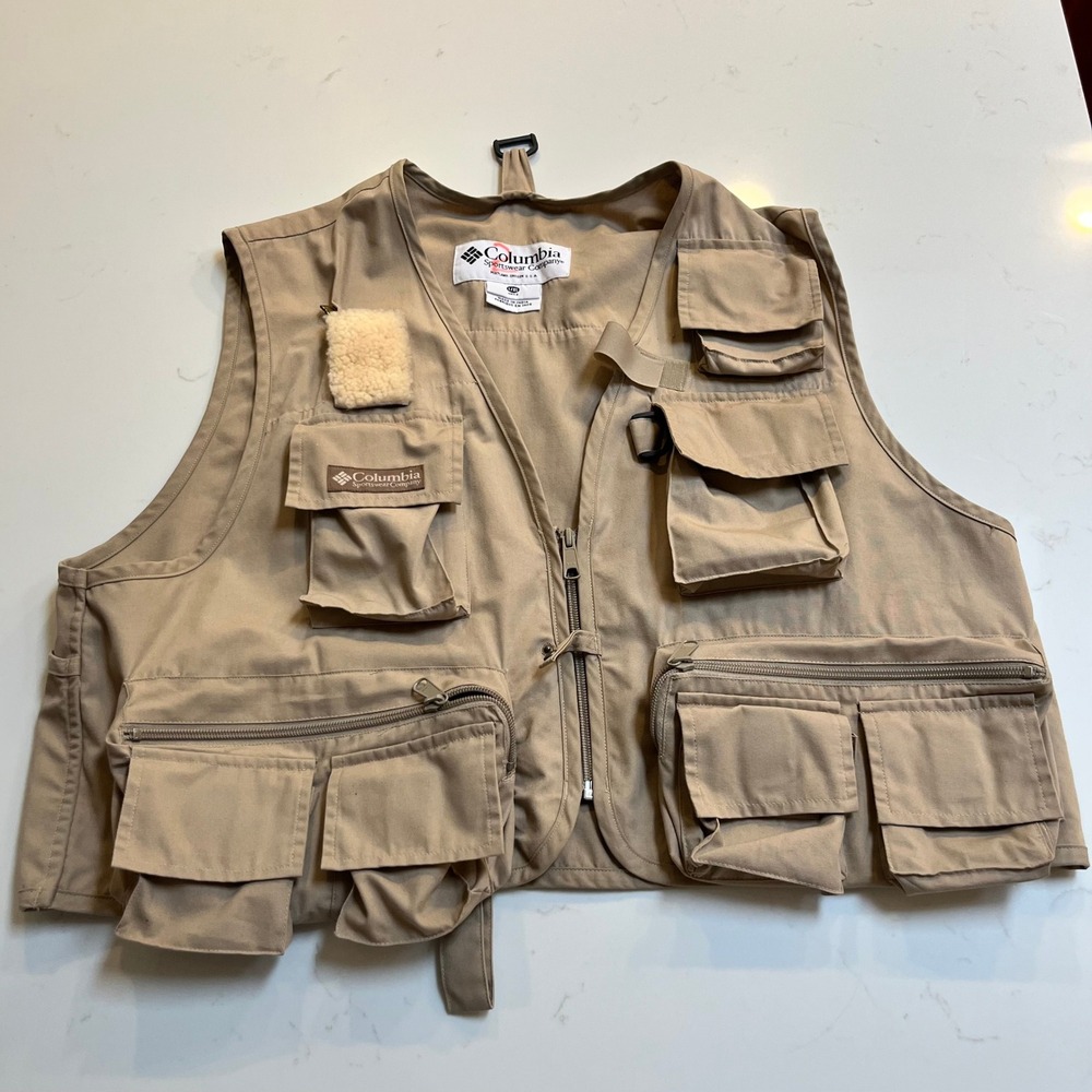 Vintage Columbia Sportswear Tactical Fishing Vest‎ Mens Size Large/XL Pockets